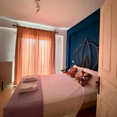 Dominique House Meteora *